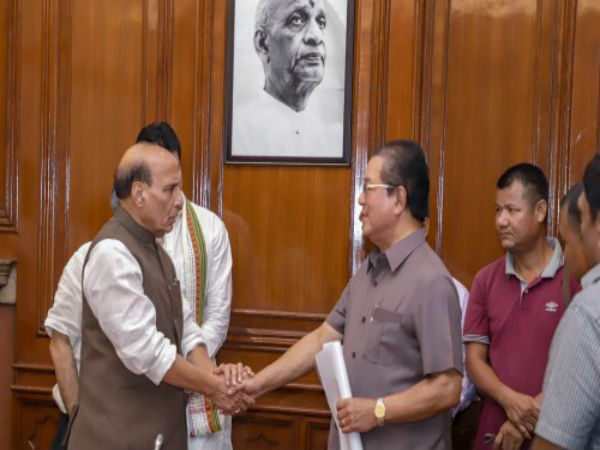 সরকারের বিরুদ্ধে দুর্নীতির অভিযোগ