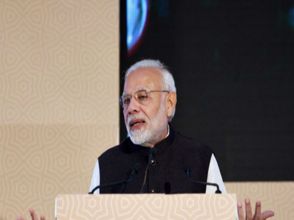 মোদীর বিরুদ্ধে তথ্য ফাঁসের অভিযোগ