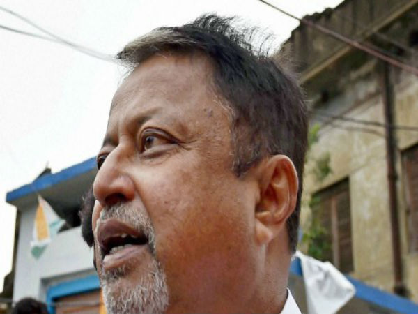 অশুভ শক্তির বিনাশ হোক! রাজ্যে কোনও কিছুর তদন্ত হয় না, নাগেরবাজার নিয়ে আর যা বার্তা মুকুলের অশুভ শক্তির বিনাশ হোক! রাজ্যে কোনও কিছুর তদন্ত হয় না, নাগেরবাজার নিয়ে আর যা বার্তা মুকুলের