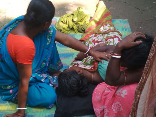 খাবারের দাম চাইতেই দোকান মালিকের পেটে ছুরি! উৎসবের বাংলায় নৃশংস কাণ্ড শুভেন্দুর গড়ে খাবারের দাম চাইতেই দোকান মালিকের পেটে ছুরি! উৎসবের বাংলায় নৃশংস কাণ্ড শুভেন্দুর গড়ে