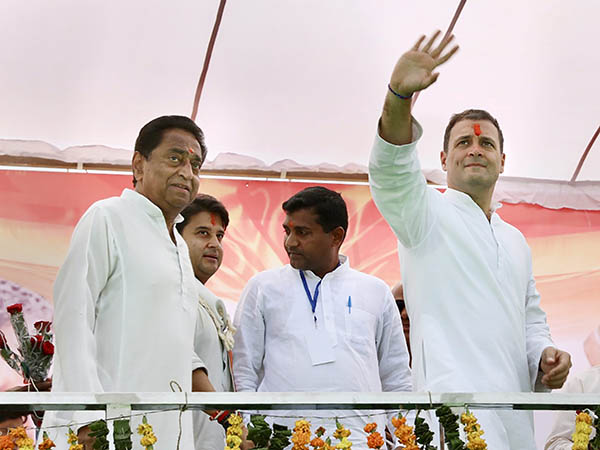 পূর্বসূরিদের পথ ধরে পীতাম্বরা শক্তিপীঠে রাহুল