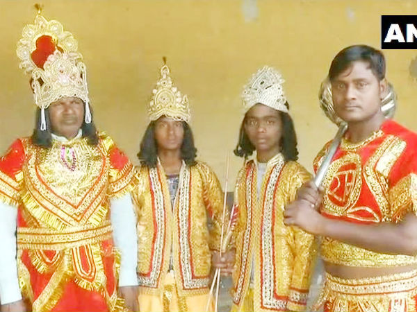 মুসলিমরা রামলীলা করছেন তিন পুরুষ ধরে! যোগী-রাজ্যে সংহতি মুসলিমরা রামলীলা করছেন তিন পুরুষ ধরে! যোগী-রাজ্যে সংহতি