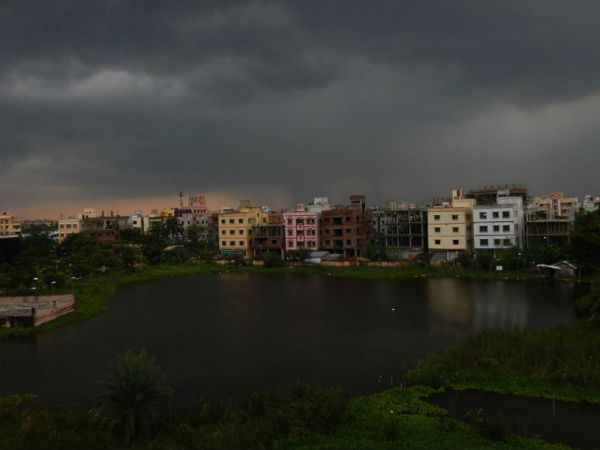 ঝড়ের ফলে ক্ষয়ক্ষতি