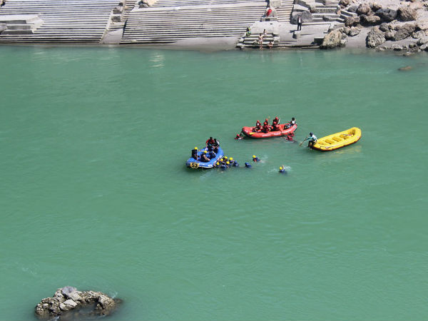ছুটিতে বিরুষ্কা