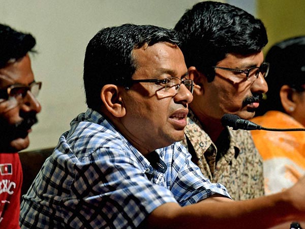 অম্বিকেশ মহাপাত্র