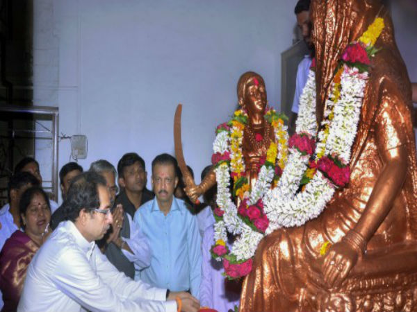 অযোধ্যা যাচ্ছেন উদ্ধব