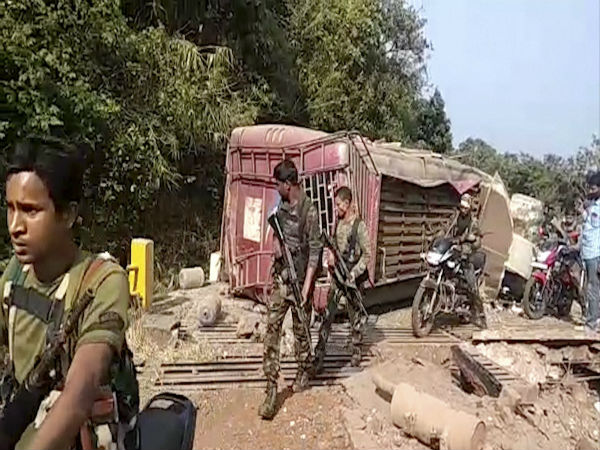 দেড় সপ্তাহের মধ্যে দান্তেওয়াড়ায় তৃতীয় হামলা দেড় সপ্তাহের মধ্যে দান্তেওয়াড়ায় তৃতীয় হামলা