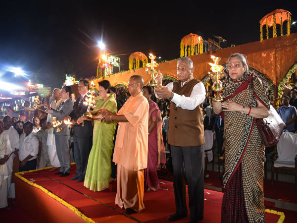 সরযূ নদীর তীরে আরতি