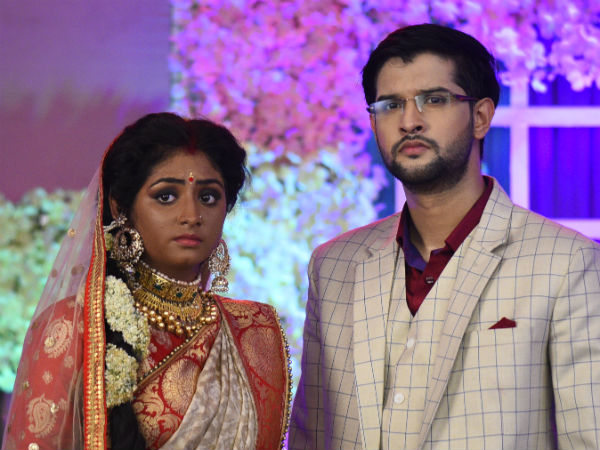 কৃষ্ণকলি দেখছেন কি! সিরিয়াল সম্পর্কে নয়া ঘটনাটি জানেন তো কৃষ্ণকলি দেখছেন কি! সিরিয়াল সম্পর্কে নয়া ঘটনাটি জানেন তো