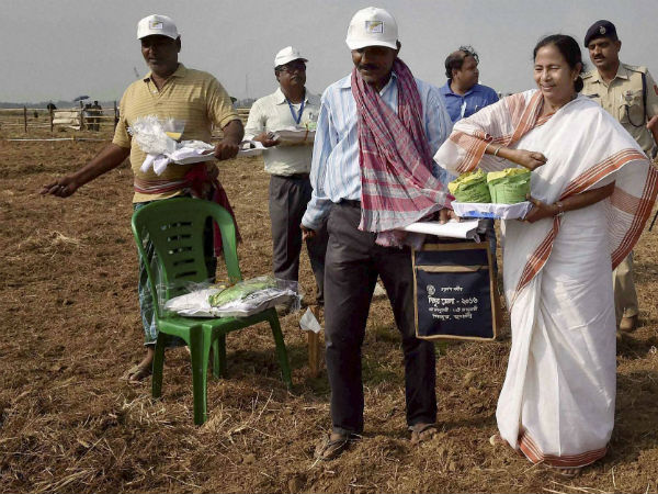 ফের সিঙ্গুরে তৈরি হল নয়া রেকর্ড, নয়া পালক মমতার মুকুটে ফের সিঙ্গুরে তৈরি হল নয়া রেকর্ড, নয়া পালক মমতার মুকুটে