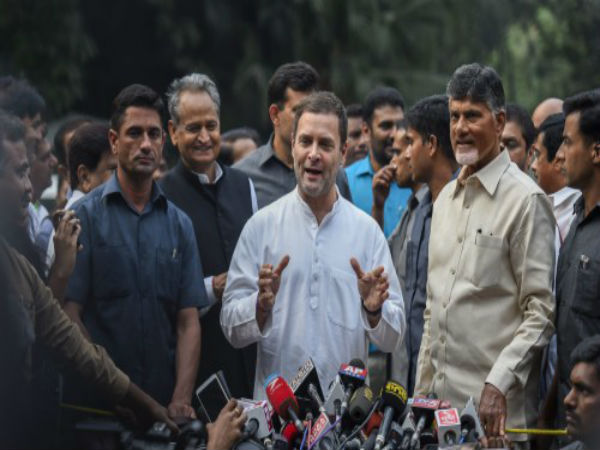জোট গঠনে চেষ্টা নাইডুর
