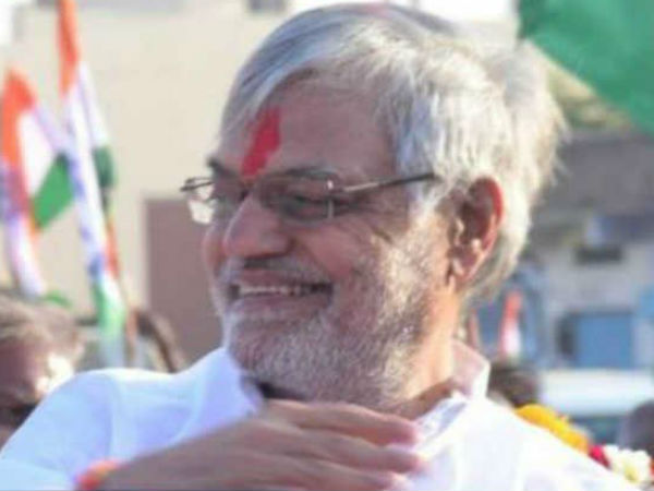 মোদীকে নিশানায় জোশী
