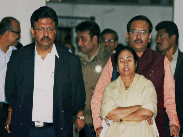 অবশেষে কলকাতার মেয়র ও ডেপুটি মেয়রের নাম ঘোষণা করে দিলেন মমতা অবশেষে কলকাতার মেয়র ও ডেপুটি মেয়রের নাম ঘোষণা করে দিলেন মমতা