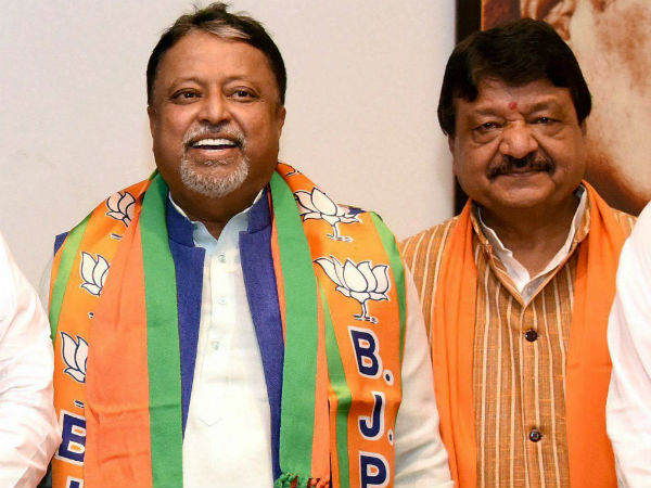 পথে আটক তোপ