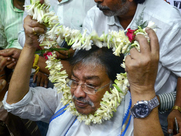 সোমেনের সুর এক