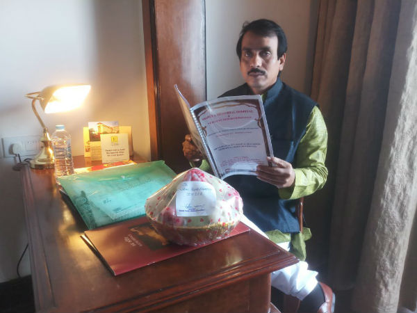 স্নান সেরেই একটু পড়াশোনা