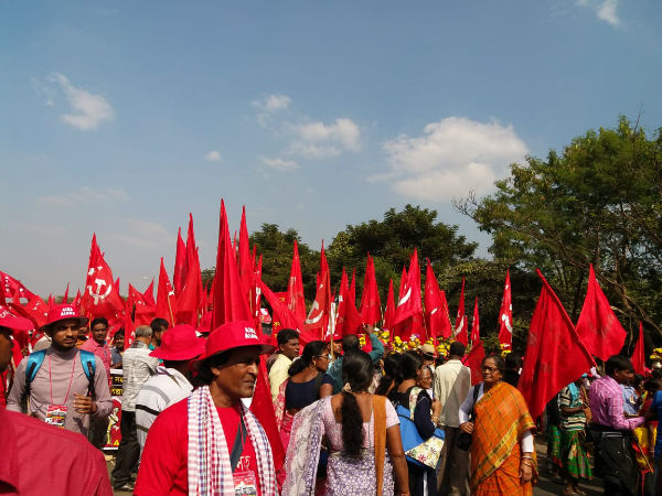 সিঙ্গুর থেকে রাজভবন অভিযান