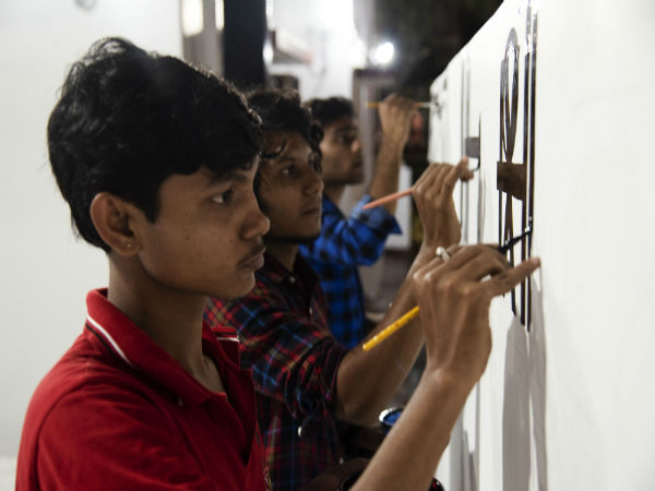 অক্ষর দিয়ে সেজে ওঠা, জানতে হলে চলুন সল্টলেক অক্ষর দিয়ে সেজে ওঠা, জানতে হলে চলুন সল্টলেক