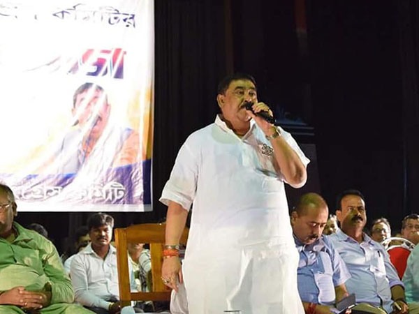 ওসব পাগল-ছাগলের কথা