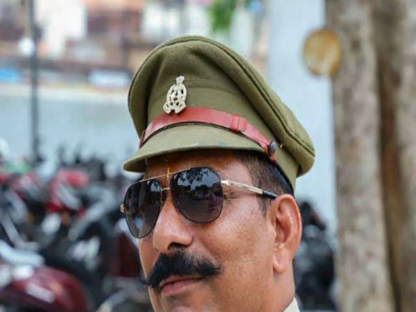 বুলন্দশহরে পুলিশের সঙ্গে সংঘর্ষ