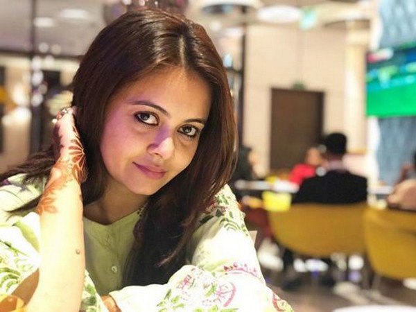 অভিনেত্রী দেবলীনাকে ফের তলব মুম্বই পুলিশের, হিরে ব্যবসায়ী খুনে জোরকদমে তদন্ত প্রক্রিয়া অভিনেত্রী দেবলীনাকে ফের তলব মুম্বই পুলিশের, হিরে ব্যবসায়ী খুনে জোরকদমে তদন্ত প্রক্রিয়া