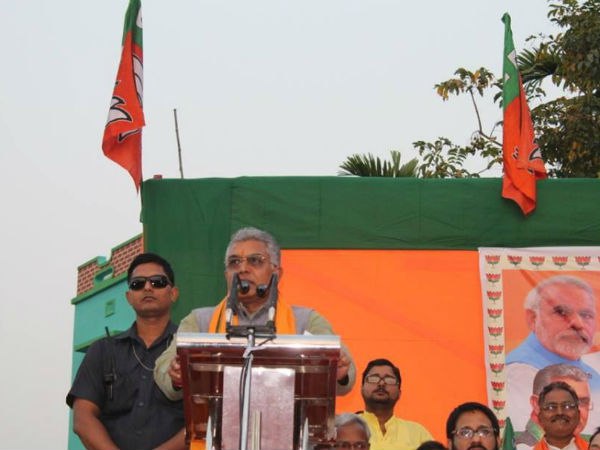 প্রমাণিত কারা সাম্প্রদায়িক : দিলীপ