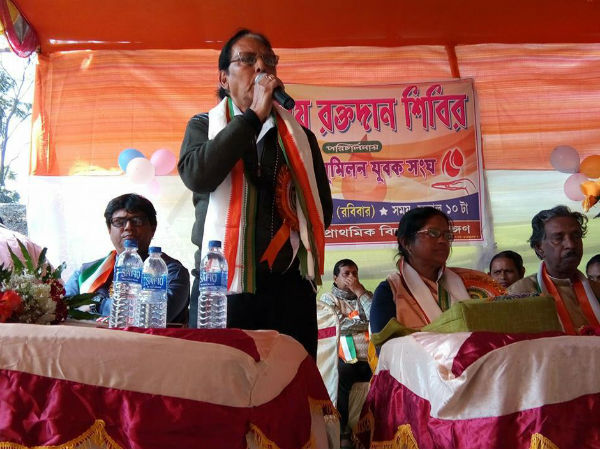 যার হাত ধরে উঠেছিলেন তাঁকেই প্রত্যাখ্যান! জয়নগরের ঘটনায় সামনে আসছে তৃণমূলের গুরু-শিষ্যের দ্বন্দ্ব যার হাত ধরে উঠেছিলেন তাঁকেই প্রত্যাখ্যান! জয়নগরের ঘটনায় সামনে আসছে তৃণমূলের গুরু-শিষ্যের দ্বন্দ্ব