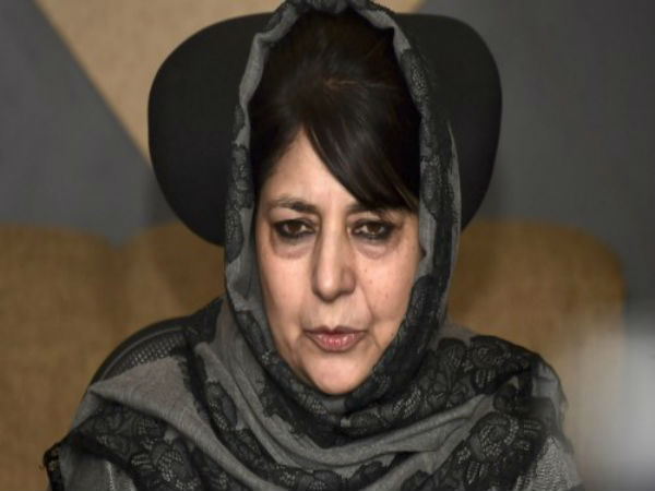 নিন্দায় মেহবুবা ও ওমর
