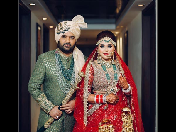 কপিলের গিন্নি হলেন গিনি! কমেডি কিং -এর বিয়ে উপলক্ষ্যে তারকার মেলা কপিলের গিন্নি হলেন গিনি! কমেডি কিং -এর বিয়ে উপলক্ষ্যে তারকার মেলা