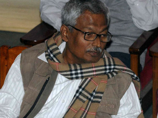 সেই সিঙ্গুর ছুঁয়েই অন্তিম যাত্রায় গেলেন নিরূপম সেন, শোকযাত্রায় নামল জনতার ঢল সেই সিঙ্গুর ছুঁয়েই অন্তিম যাত্রায় গেলেন নিরূপম সেন, শোকযাত্রায় নামল জনতার ঢল
