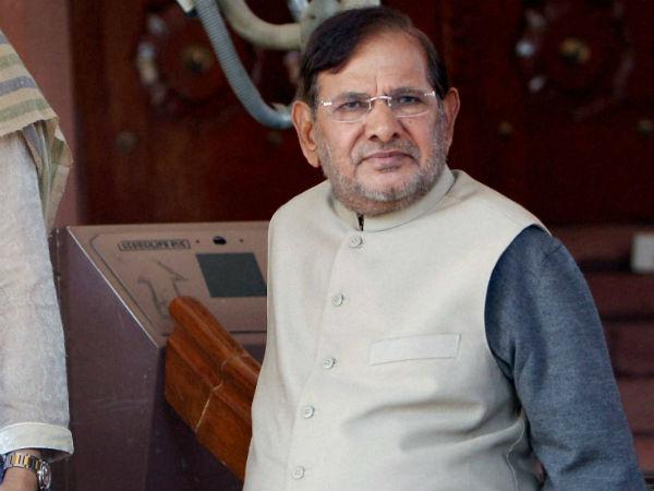 রাজস্থানের মুখ্যমন্ত্রীকে কুরুচিকর আক্রমণ শরদ যাদবের রাজস্থানের মুখ্যমন্ত্রীকে কুরুচিকর আক্রমণ শরদ যাদবের