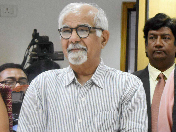 আরও এক ধাক্কা! প্রধানমন্ত্রীর আর্থিক পরামর্শদাতা কাউন্সিলের সদস্যের পদত্যাগ আরও এক ধাক্কা! প্রধানমন্ত্রীর আর্থিক পরামর্শদাতা কাউন্সিলের সদস্যের পদত্যাগ