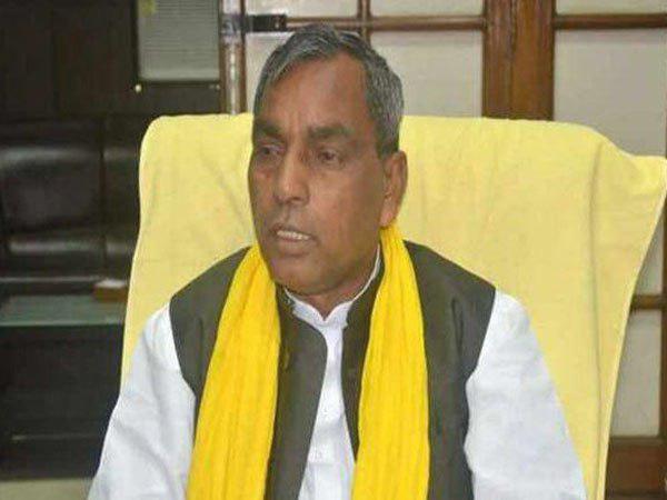 ২০১৯ লোকসভা নির্বাচনের আগে বিপাকে বিজেপি ! ঘুষ কেলেঙ্কারিতে ৩ মন্ত্রীর সচিবকে ঘিরে তদন্তের নির্দেশ ২০১৯ লোকসভা নির্বাচনের আগে বিপাকে বিজেপি ! ঘুষ কেলেঙ্কারিতে ৩ মন্ত্রীর সচিবকে ঘিরে তদন্তের নির্দেশ