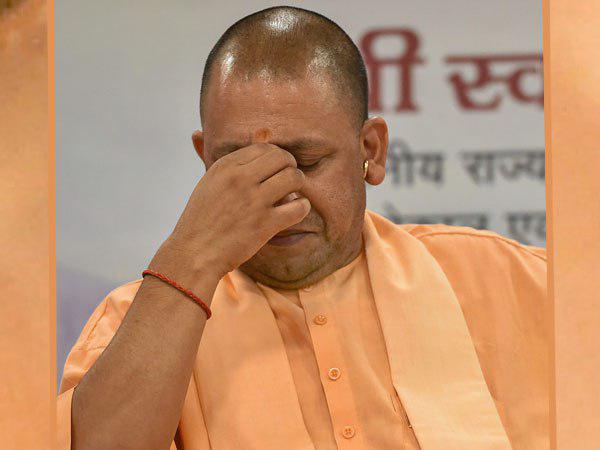 ফের নারদাকাণ্ডের ছায়া ! ঘুষ কেলেঙ্কারিতে ৩ মন্ত্রীর সচিবকে ঘিরে তদন্তের নির্দেশ যোগী গড়ে ফের নারদাকাণ্ডের ছায়া ! ঘুষ কেলেঙ্কারিতে ৩ মন্ত্রীর সচিবকে ঘিরে তদন্তের নির্দেশ যোগী গড়ে