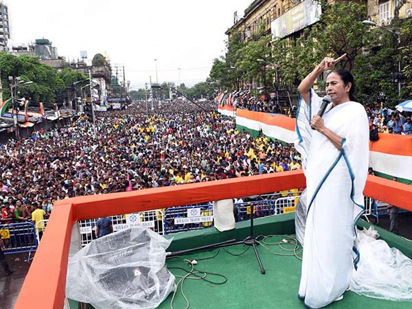 কে প্রধানমন্ত্রী হবে ভাবার দরকার নেই
