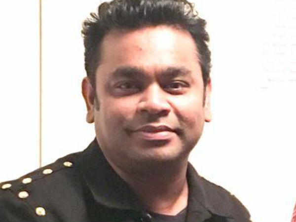 ৪ টি কি-বোর্ড একসঙ্গে..!