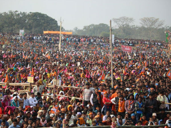 লোকসভার বাংলায় হাতিয়ার নেতাজি