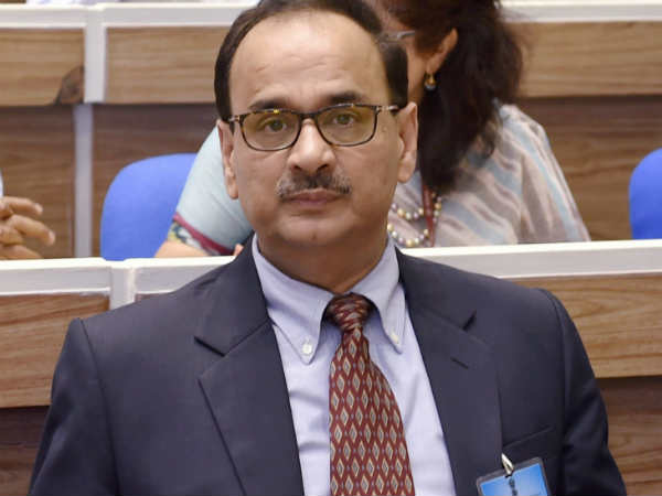 অলোক বর্মার বিরুদ্ধে ব্যবস্থা নেবে কেন্দ্র অলোক বর্মার বিরুদ্ধে ব্যবস্থা নেবে কেন্দ্র