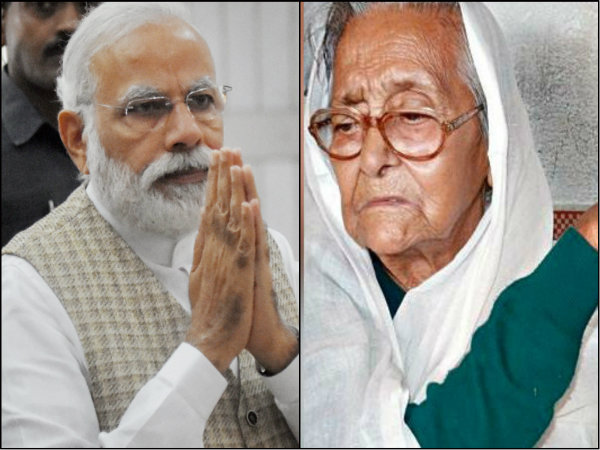 বড়মার আশীর্বাদপ্রার্থী মোদী!