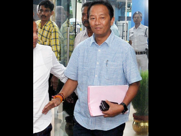 নেতৃত্বে বদল মোর্চায়