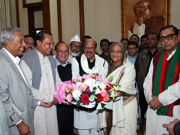 পরে বাড়ানো হতে পারে মন্ত্রিসভা