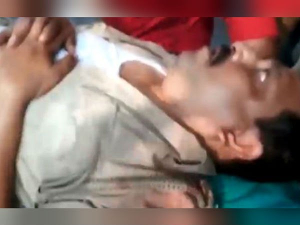 মুখ্যমন্ত্রীর সভার প্রস্তুতি বৈঠক! কাঁচ ভেঙে গুরুতর আহত আইসি মুখ্যমন্ত্রীর সভার প্রস্তুতি বৈঠক! কাঁচ ভেঙে গুরুতর আহত আইসি