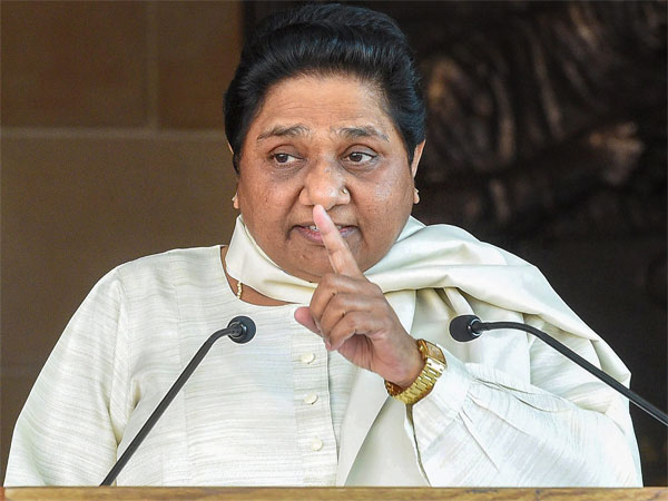 দুর্নীতির অভিযোগ বহেনজীর নামে