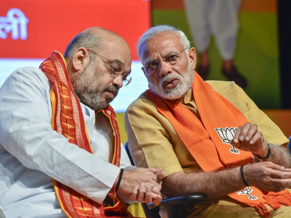‘মোদীজি একাই একশো, বাকি সবাইকে মাত দেবেন তিনিই’ ‘মোদীজি একাই একশো, বাকি সবাইকে মাত দেবেন তিনিই’