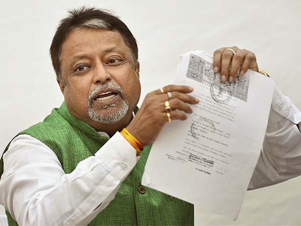 মুকুলের হুঙ্কার, তালিকা দীর্ঘ