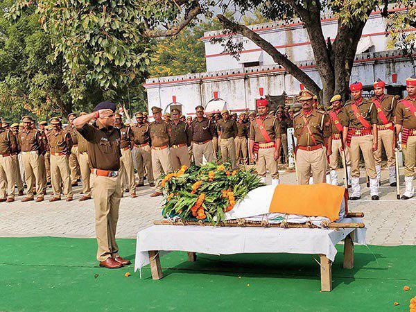 অবশেষে পুলিশের জালে খুনে অভিযুক্ত যোগেশ রাজ অবশেষে পুলিশের জালে খুনে অভিযুক্ত যোগেশ রাজ