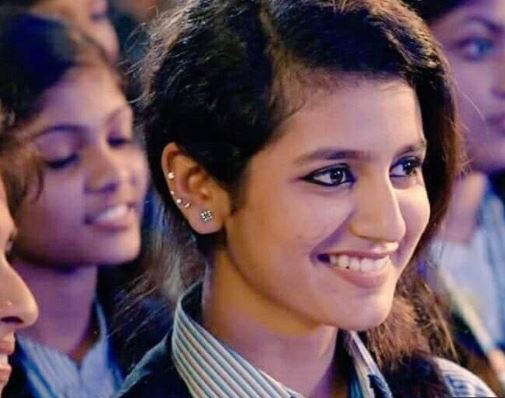 ফের খবরে প্রিয়া প্রকাশ! এবার উইঙ্ক -গার্ল ঝড়ের কবলে ২ বলিউড সুপারস্টার ফের খবরে প্রিয়া প্রকাশ! এবার উইঙ্ক -গার্ল ঝড়ের কবলে ২ বলিউড সুপারস্টার