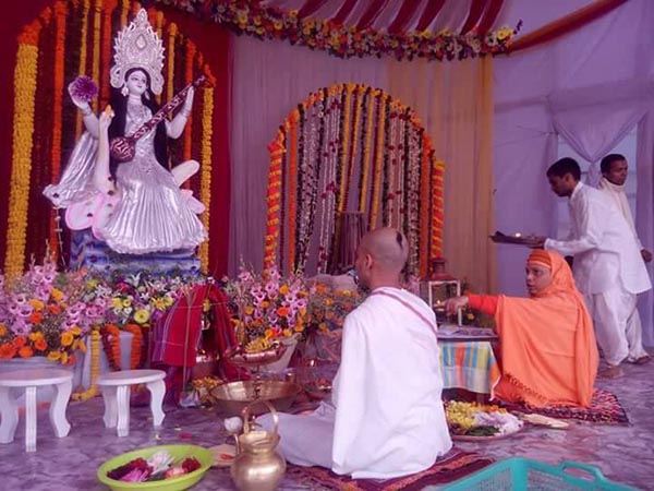 কেশর ও চন্দন