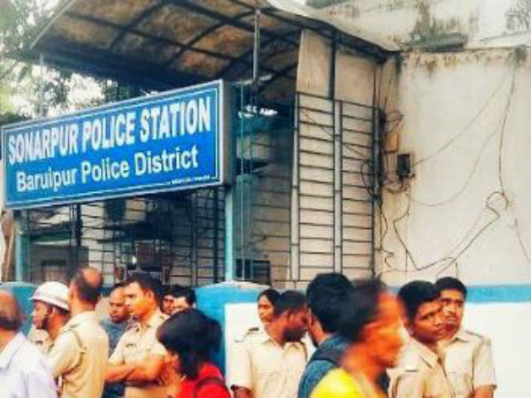 শহরতলীতে শ্যুটআউট! আহত ব্যক্তি ভর্তি হাসপাতালে শহরতলীতে শ্যুটআউট! আহত ব্যক্তি ভর্তি হাসপাতালে