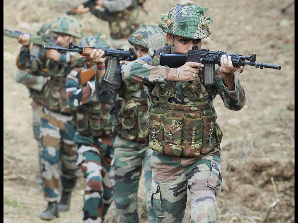 বিশেষ ট্রেনিং সেনাকে